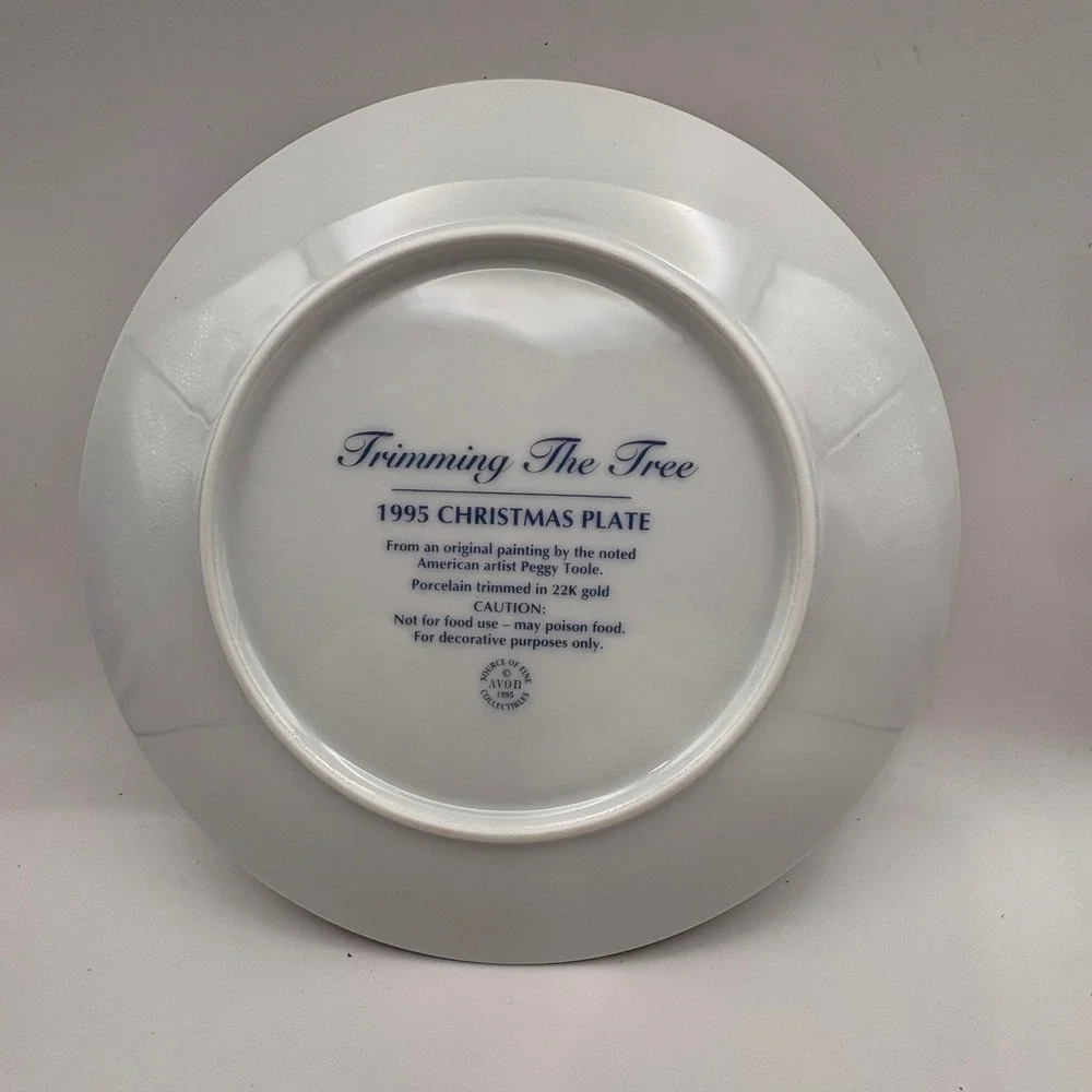 Avon 1995 Christmas Plate 